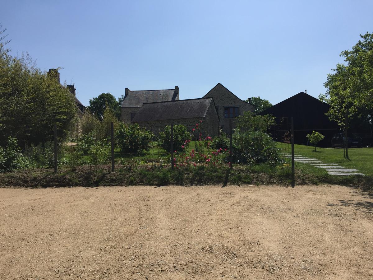 Le Clos Du Gusquel Bed & Breakfast Plescop